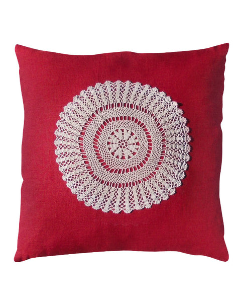 Linen cushion cover with crochet doily, made in Montreal - Shopping Blue